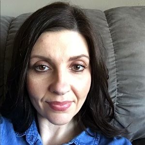 Meet your Posher, Elisha